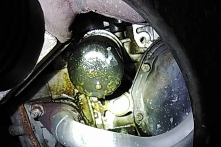 Subaru Forester head gasket coolant leak