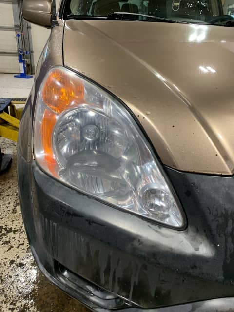 Honda CRV headlight after refinishing restoration service