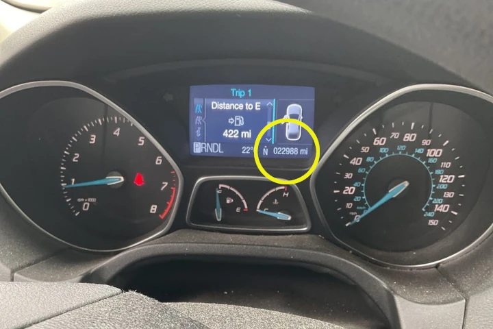 2010 Ford Focus odometer with very low mileage
